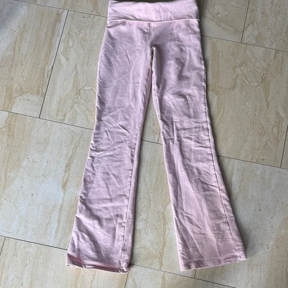 Aritzia Sunday Best Soft Pink Lounge Pants - Picture 1 of 4